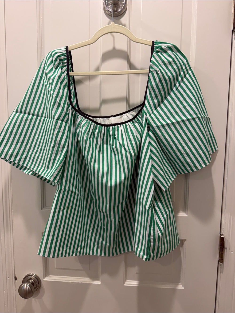 Pomander place by Tuckernuck Green and White Striped Puff-Sleeve Tunic